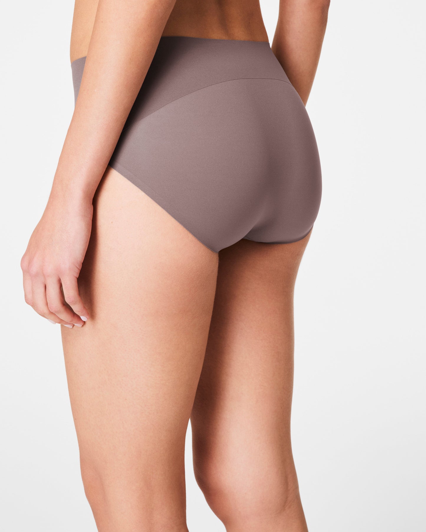 LUKUSAFIsupersmooth™ Undie-tectable® Brief