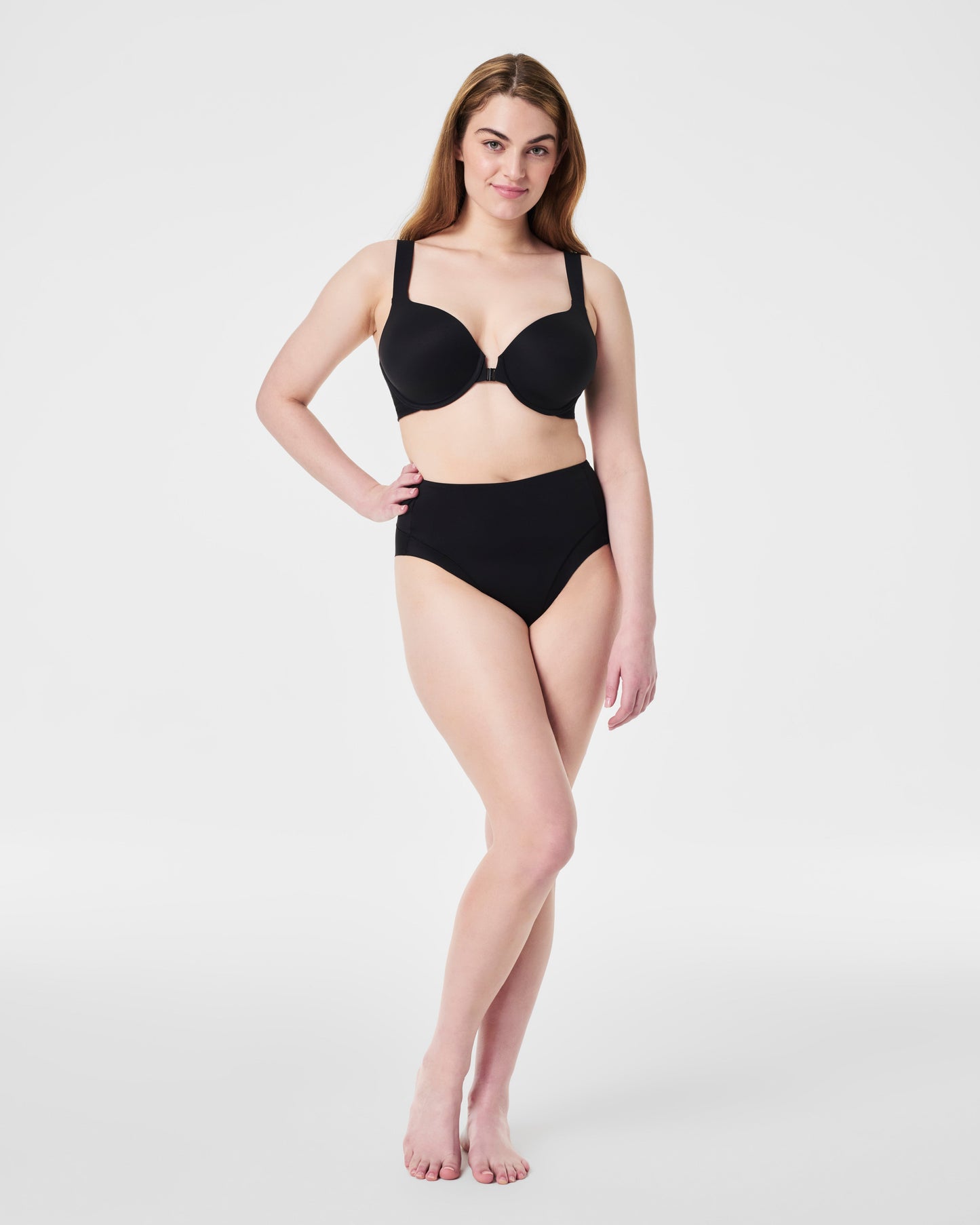 LUKUSAFIsupersmooth™ Contouring Hi-Leg Brief