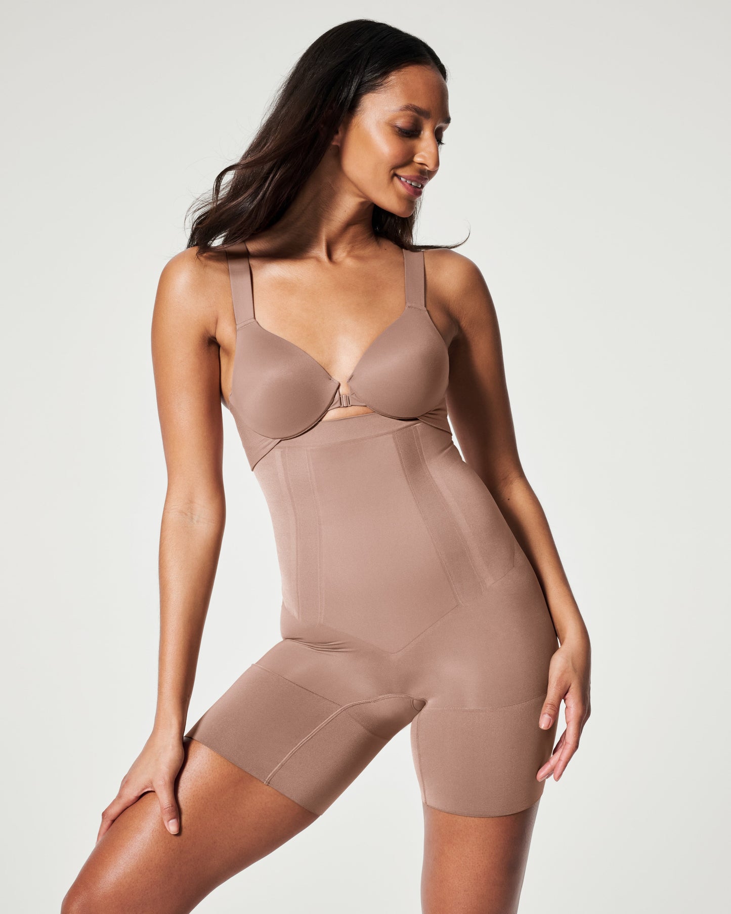 LUKUSAFIsculpt™ OnCore High-Waisted Mid-Thigh Short