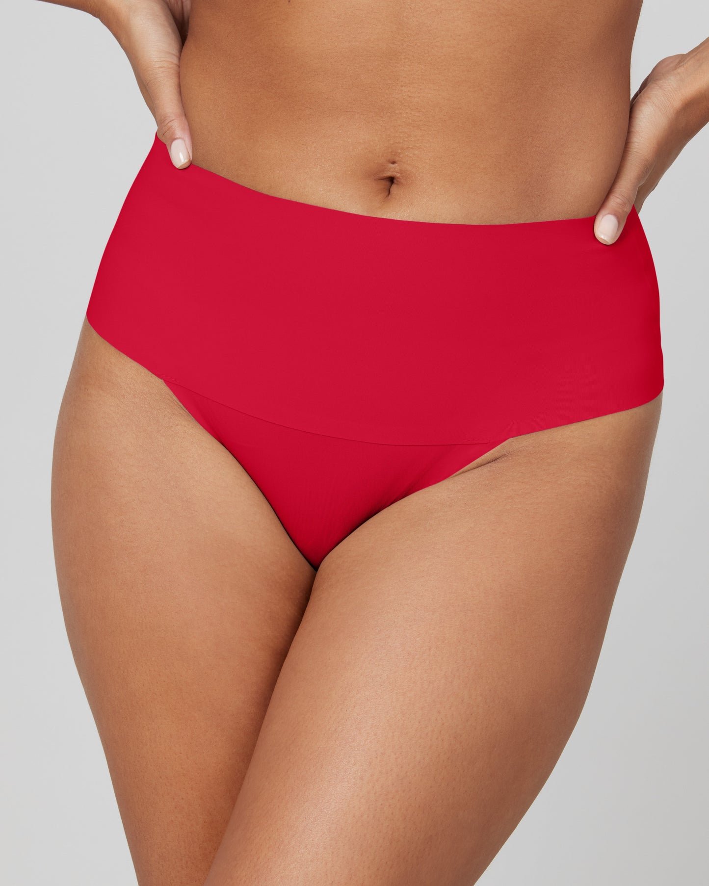 LUKUSAFIsupersmooth™ Undie-tectable® Thong