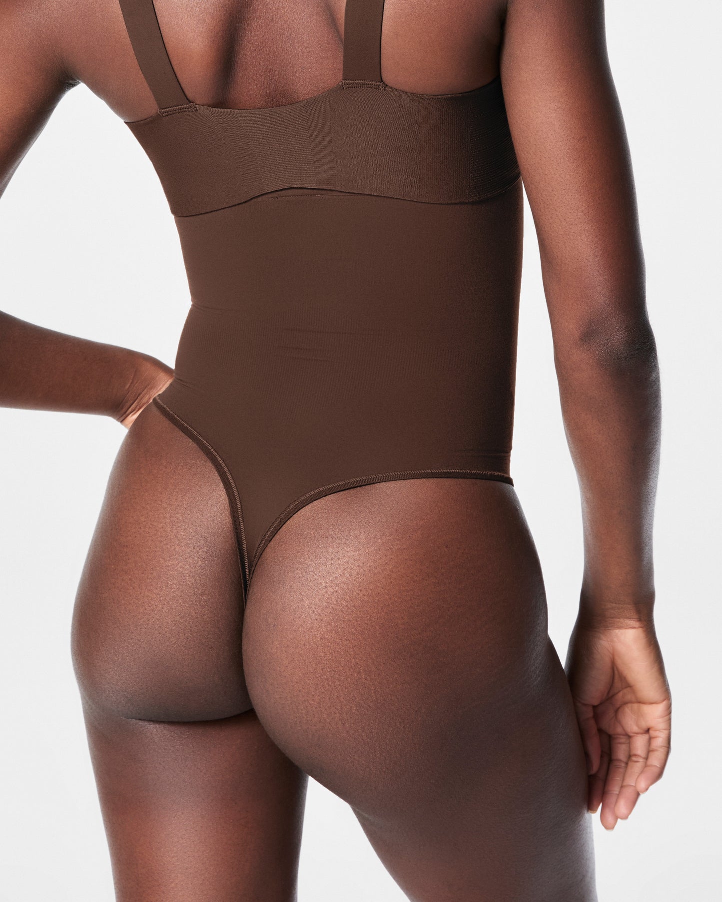 LUKUSAFIsculpt™ Seamless Power High-Waisted Thong
