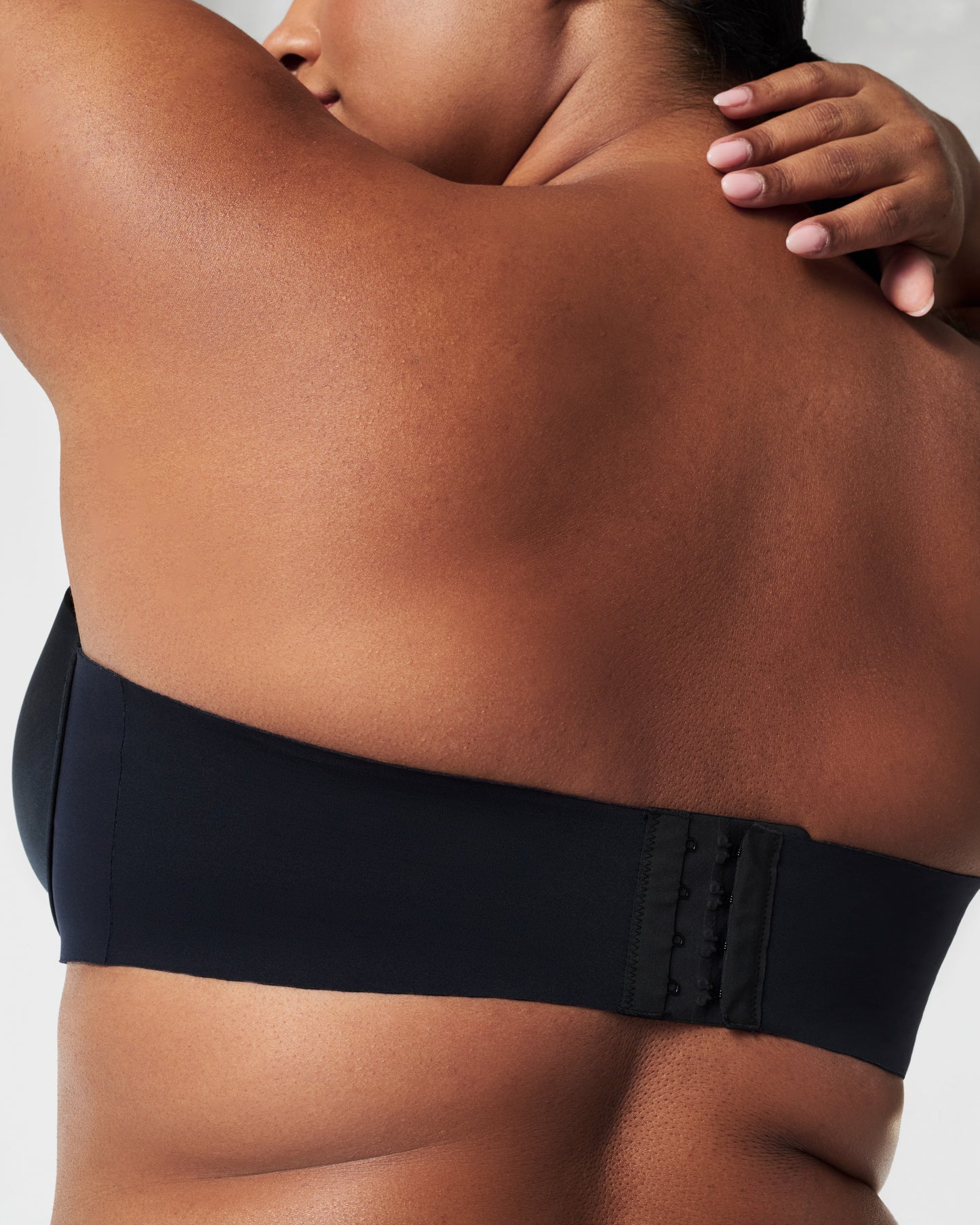 LUKUSAFIsmooth™ Suit Your Fancy Strapless Bra