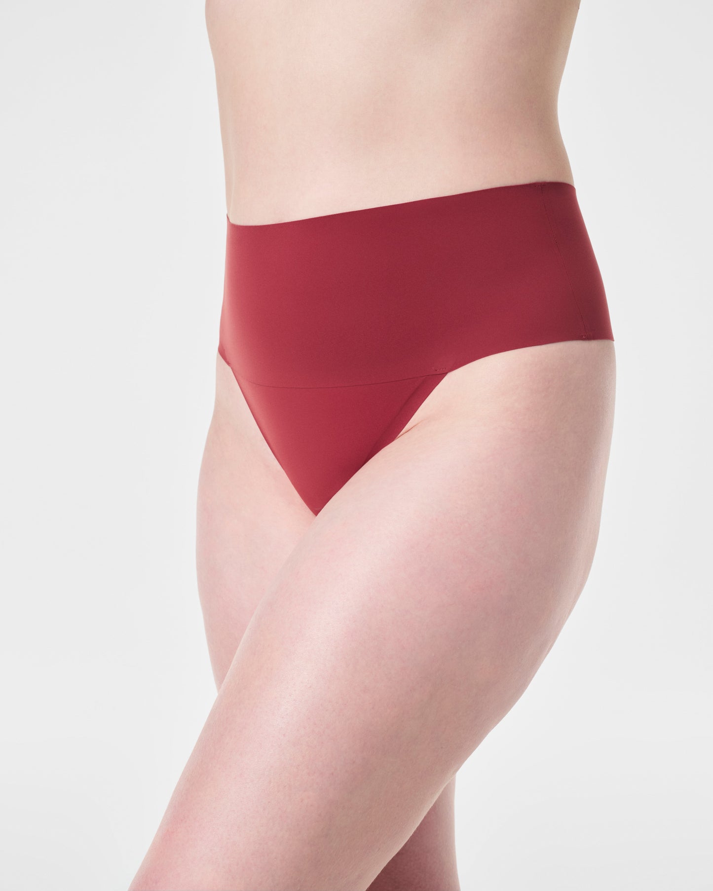 LUKUSAFIsupersmooth™ Undie-tectable® Thong