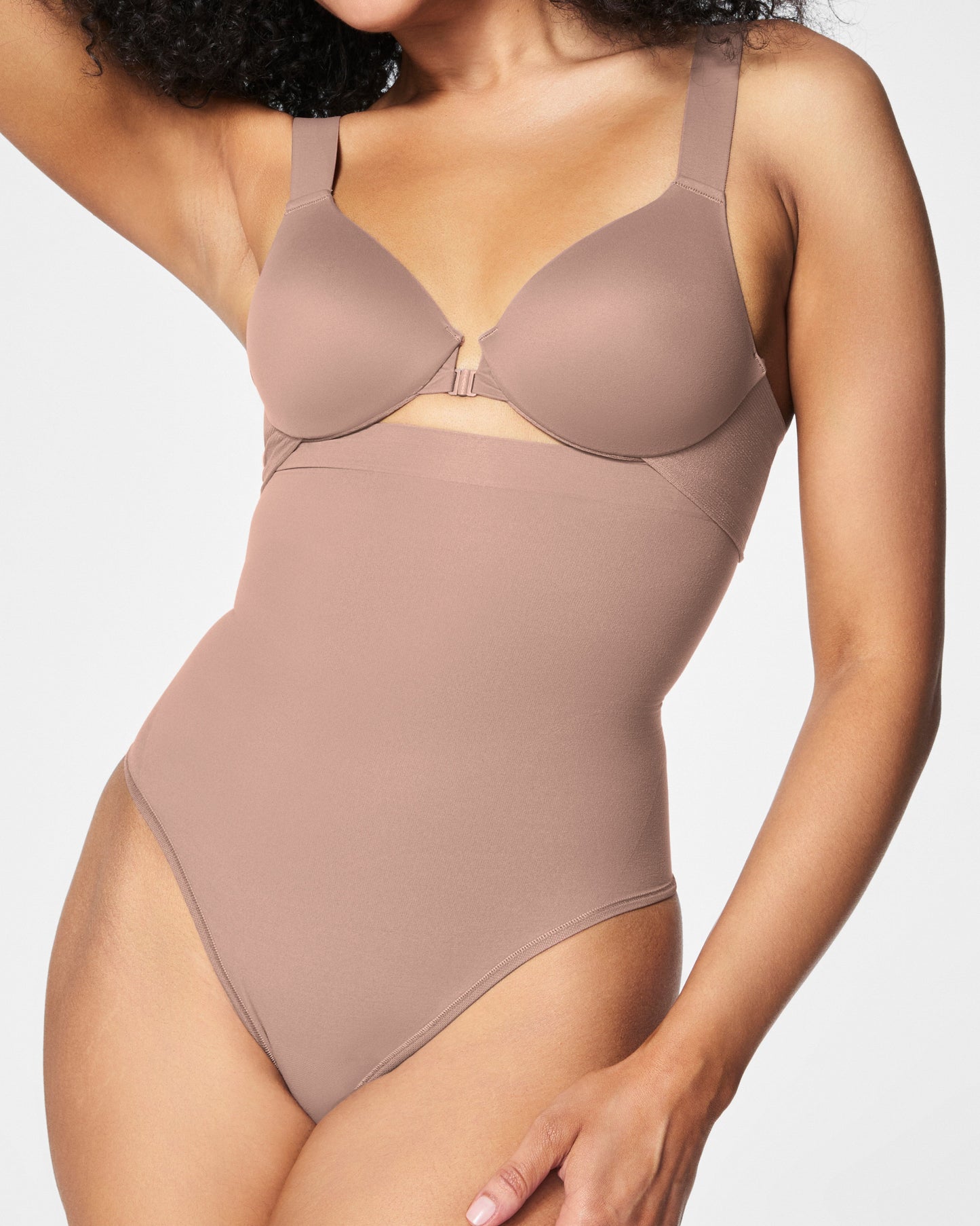 LUKUSAFIsculpt™ Seamless Power High-Waisted Thong
