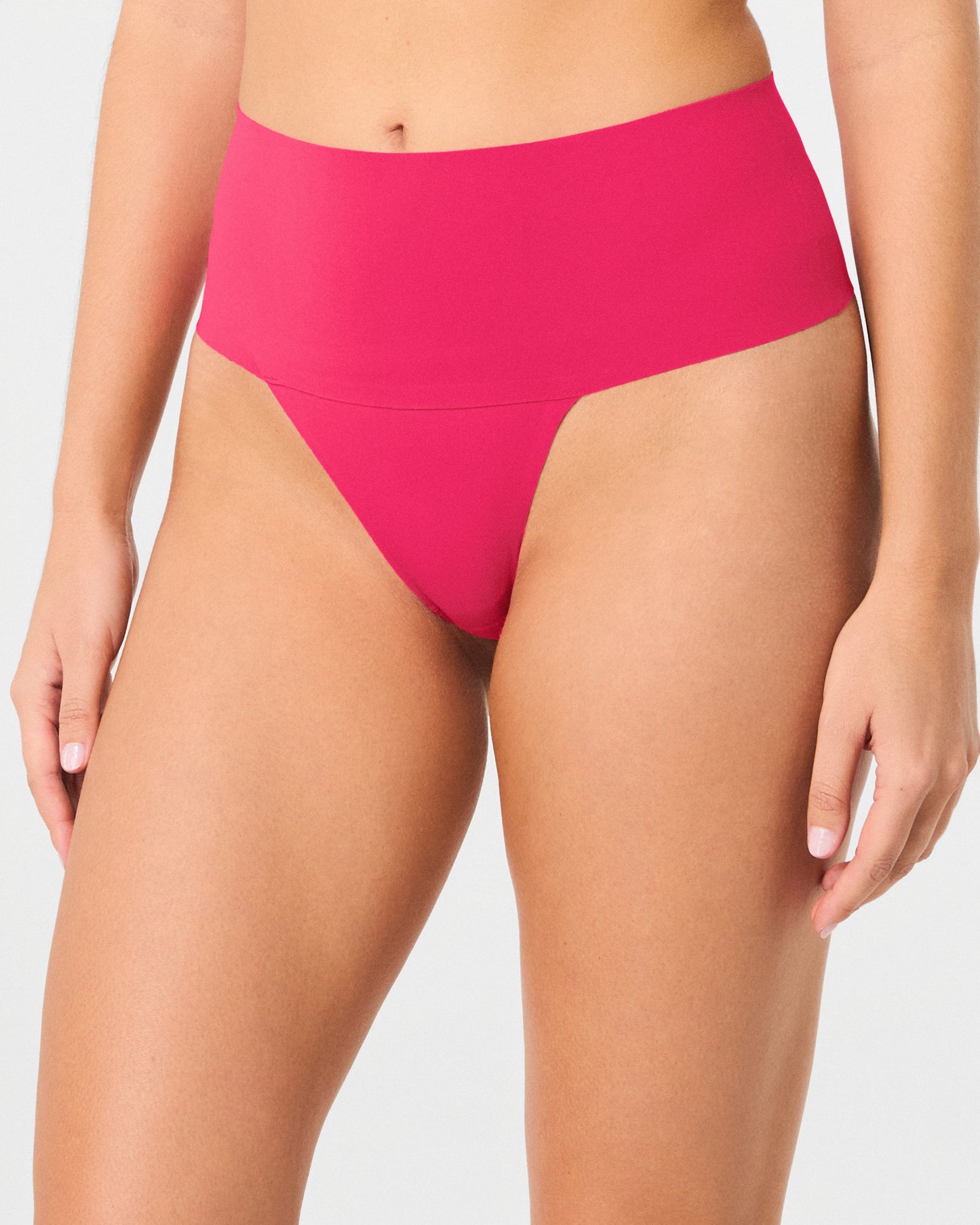 LUKUSAFIsupersmooth™ Undie-tectable® Thong