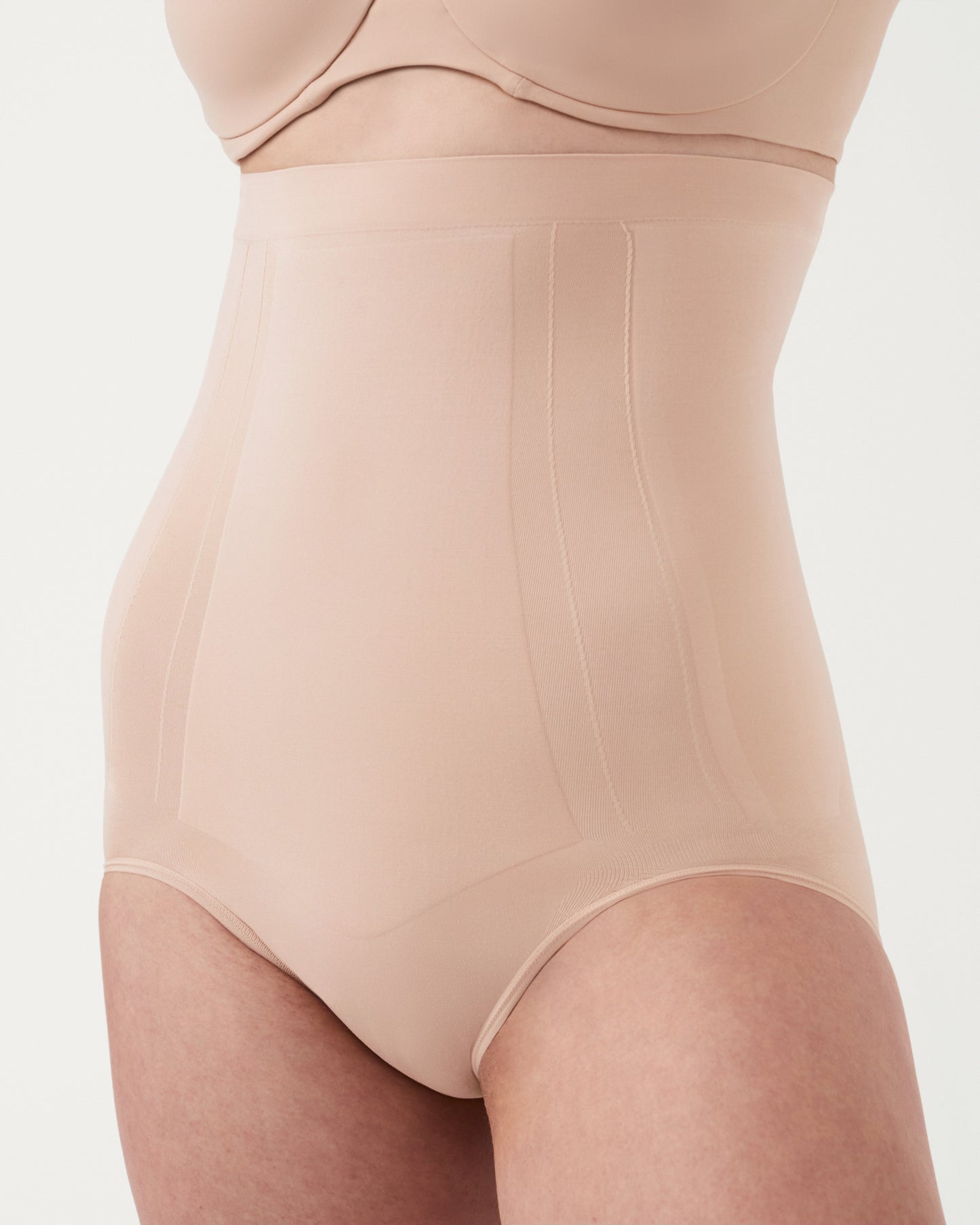 LUKUSAFIsculpt™ OnCore High-Waisted Brief