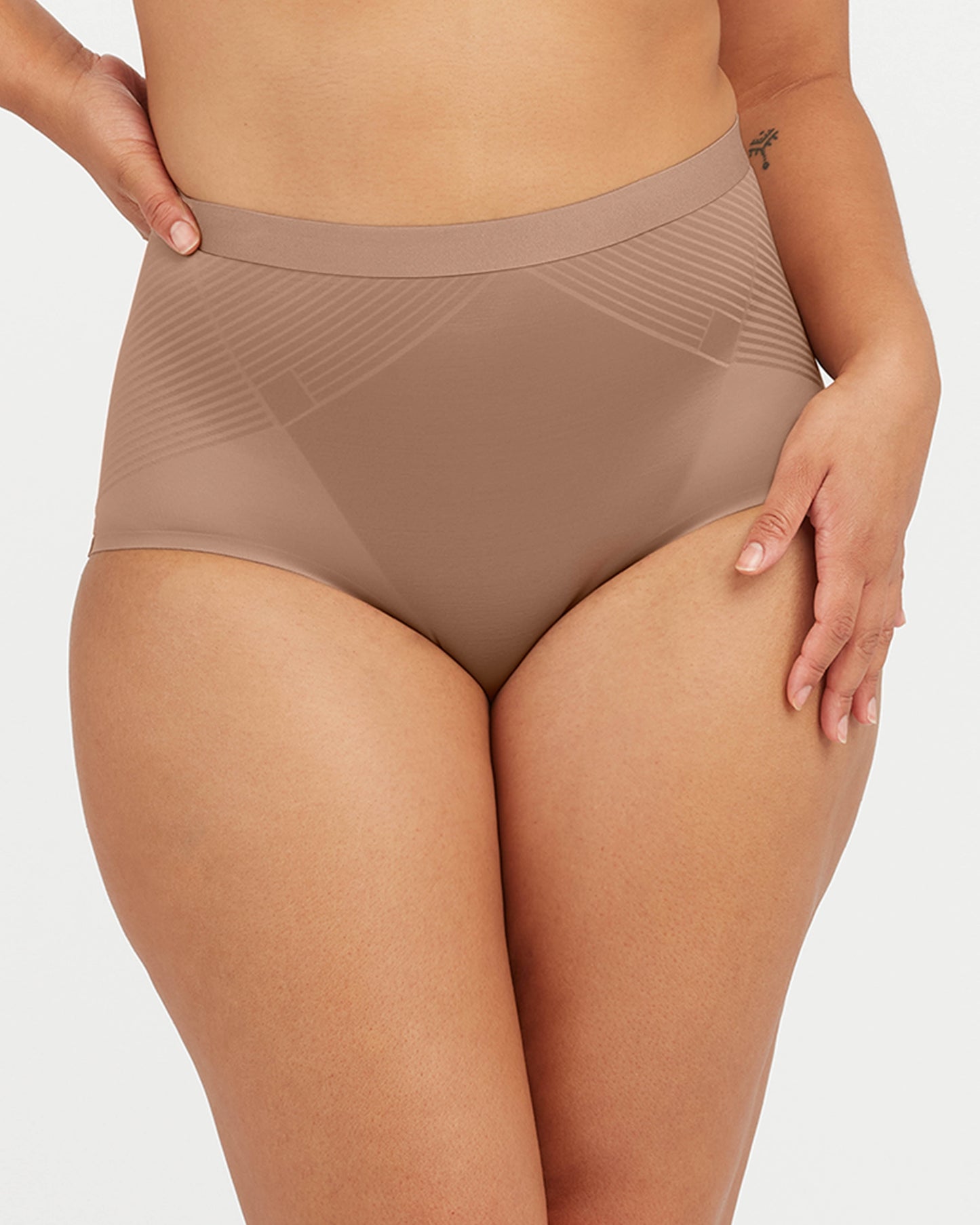 LUKUSAFIshape™ Invisible Brief