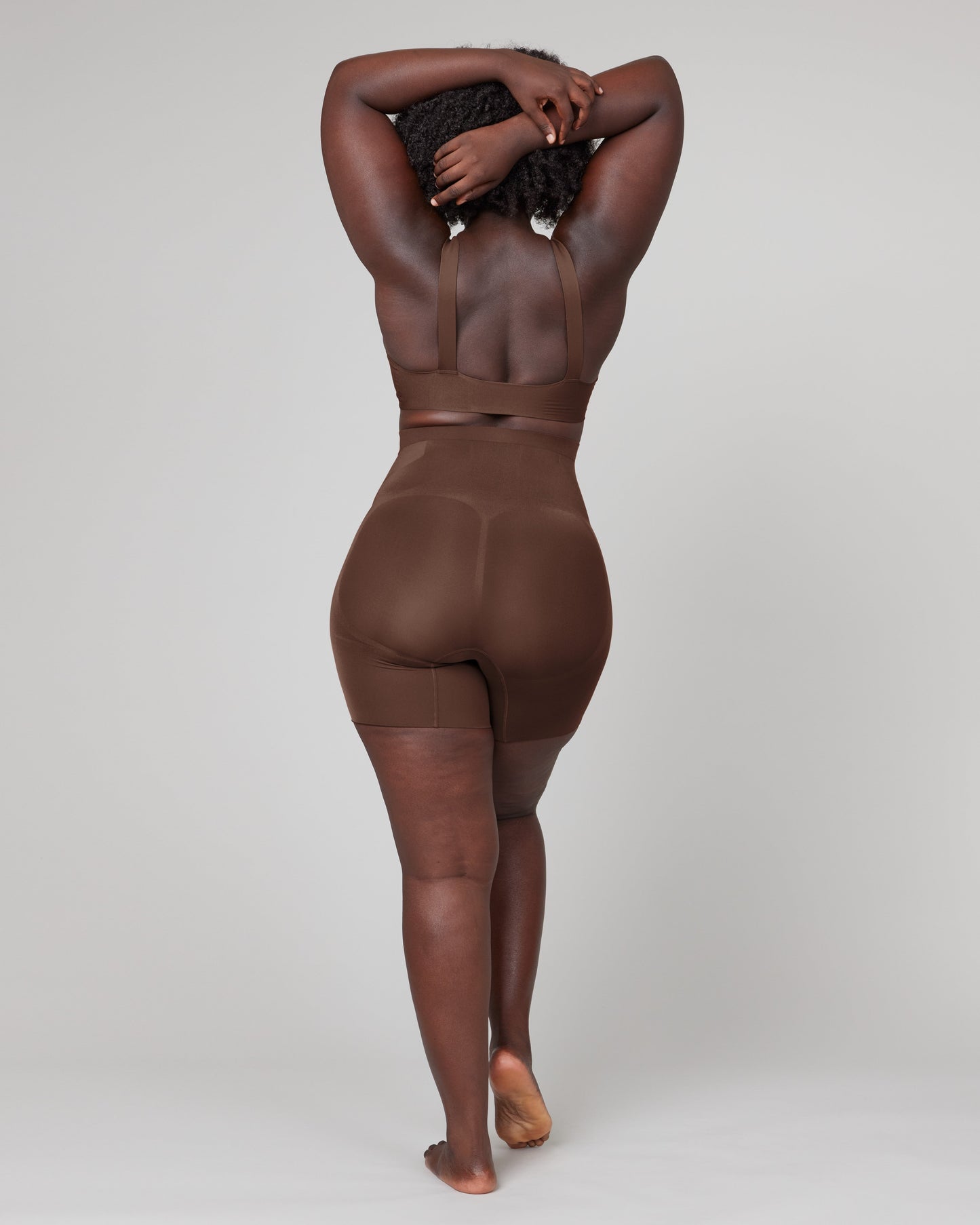 LUKUSAFIsculpt™ OnCore Mid-Thigh Short
