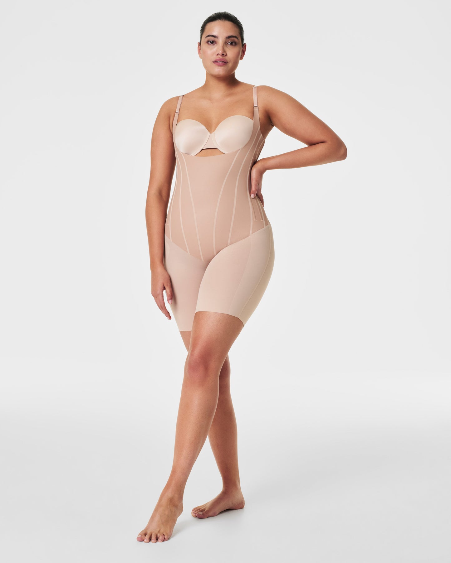 LUKUSAFIsupersculpt™ TotalContour Open-Bust Mid-Thigh Bodysuit
