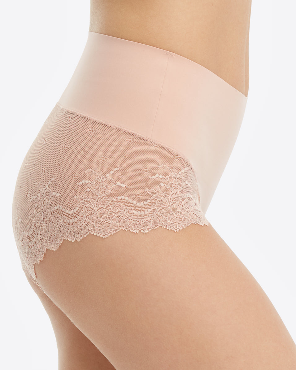 LUKUSAFIsupersmooth™ Undie-tectable® Lace Hi-Hipster