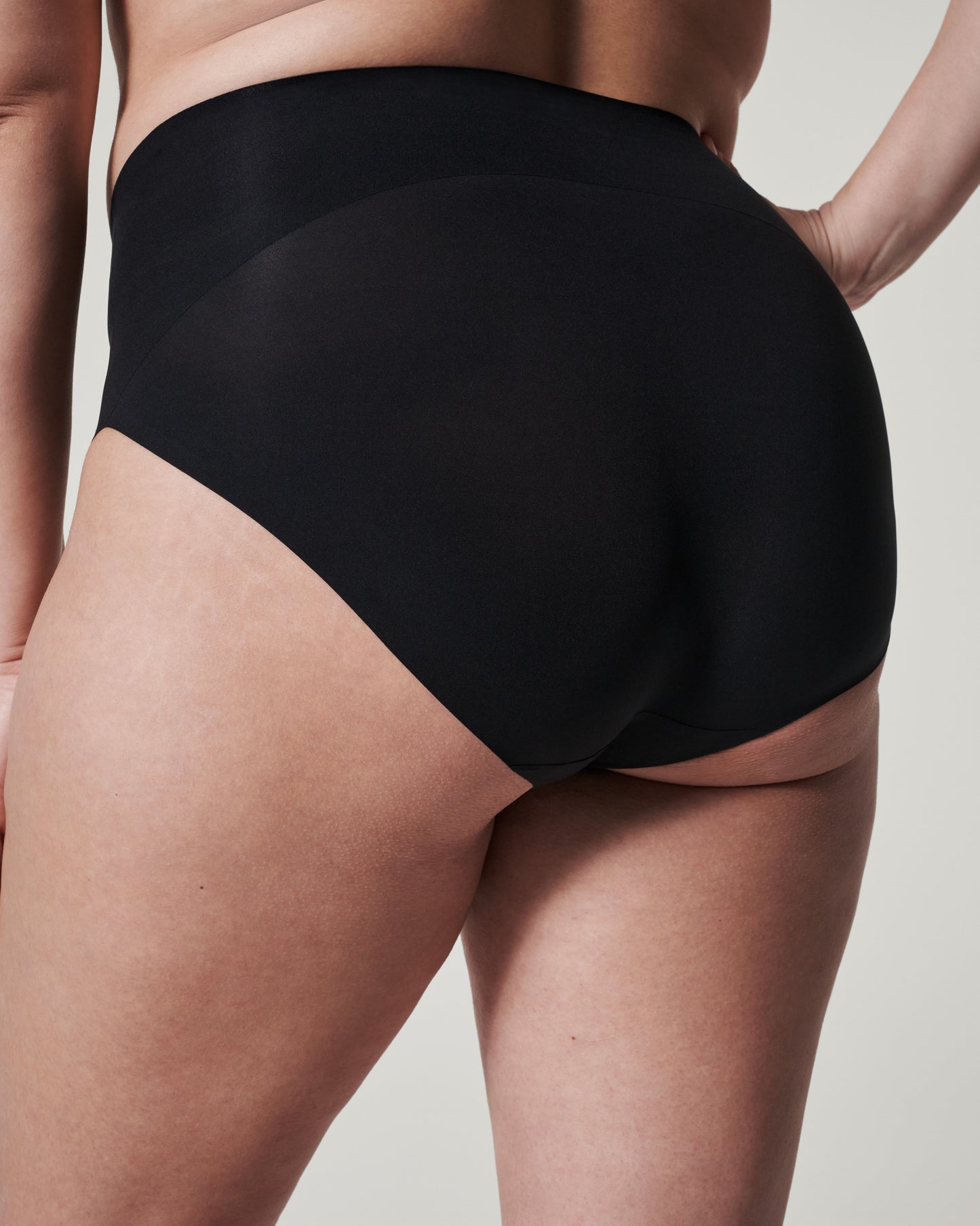 LUKUSAFIsupersmooth™ Undie-tectable® Brief