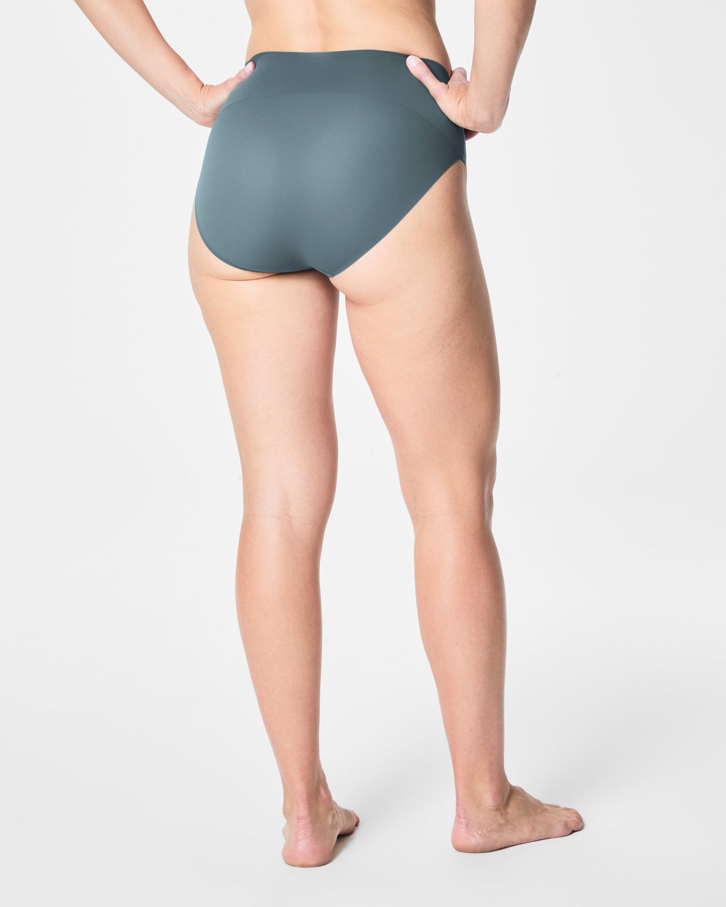 LUKUSAFIsupersmooth™ Undie-tectable® Brief