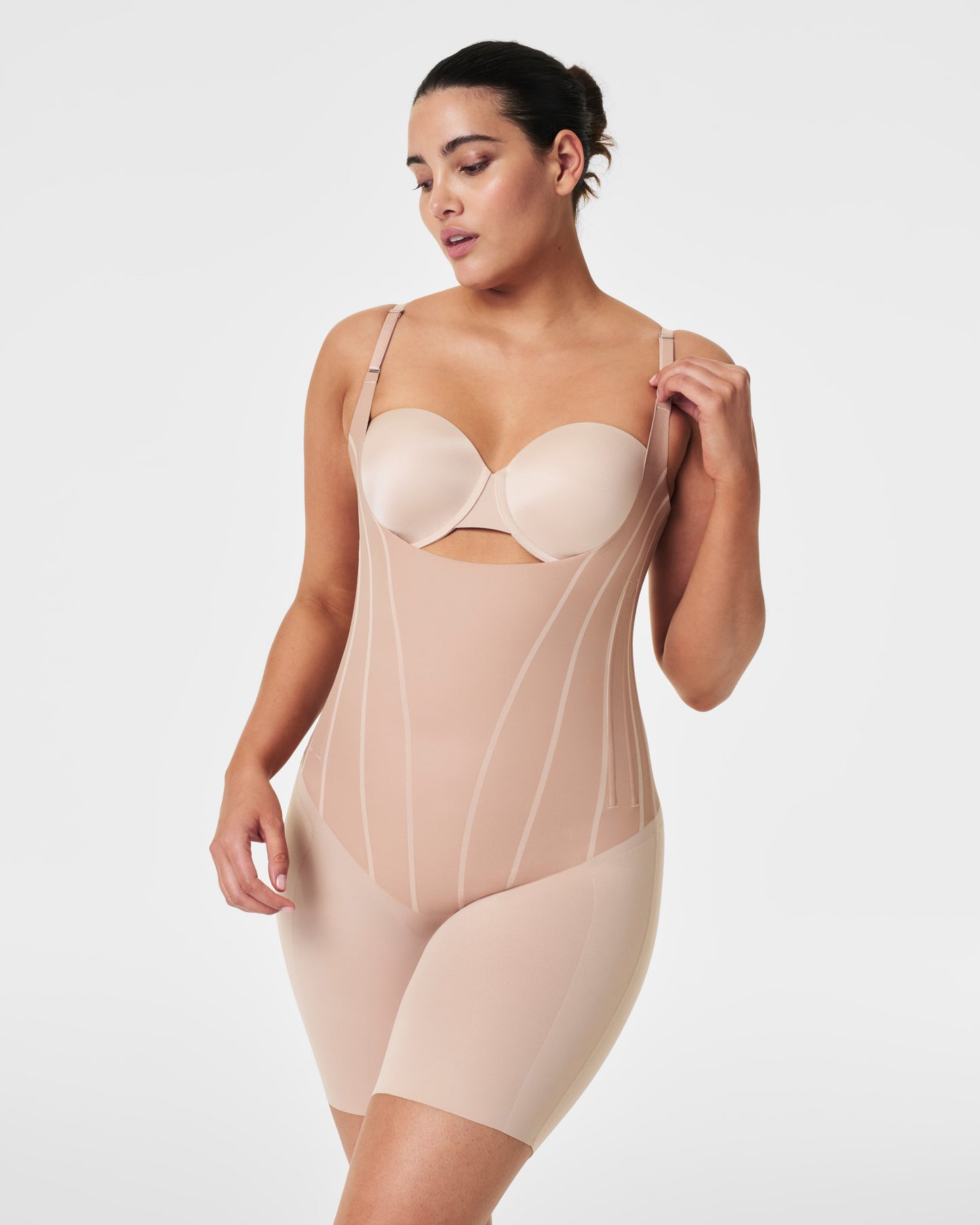 LUKUSAFIsupersculpt™ TotalContour Open-Bust Mid-Thigh Bodysuit
