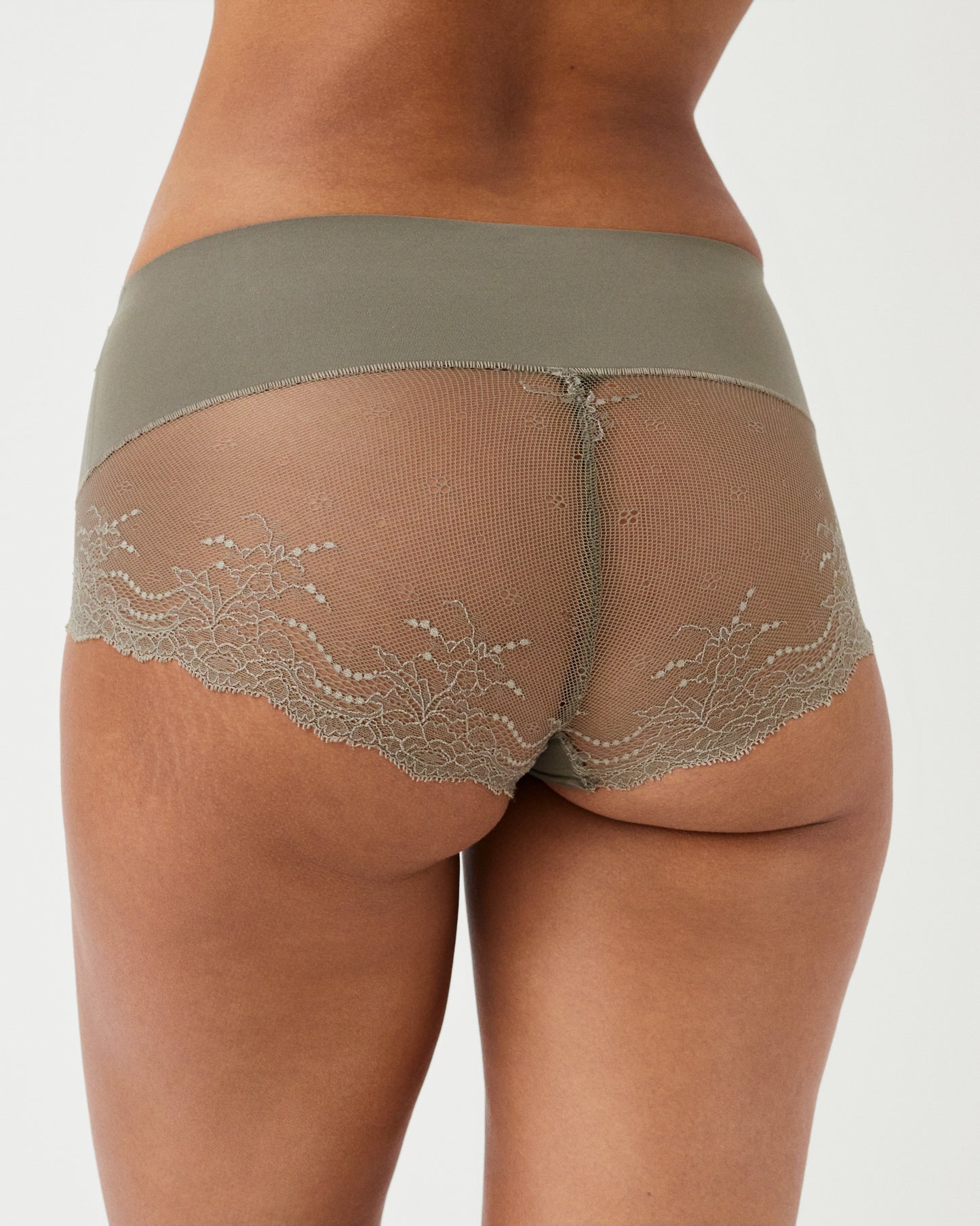 LUKUSAFIsupersmooth™ Undie-tectable® Lace Hi-Hipster