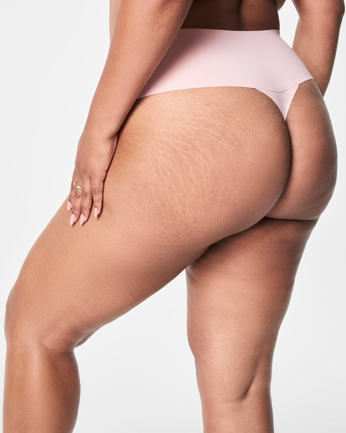 LUKUSAFIsupersmooth™ Undie-tectable® Thong