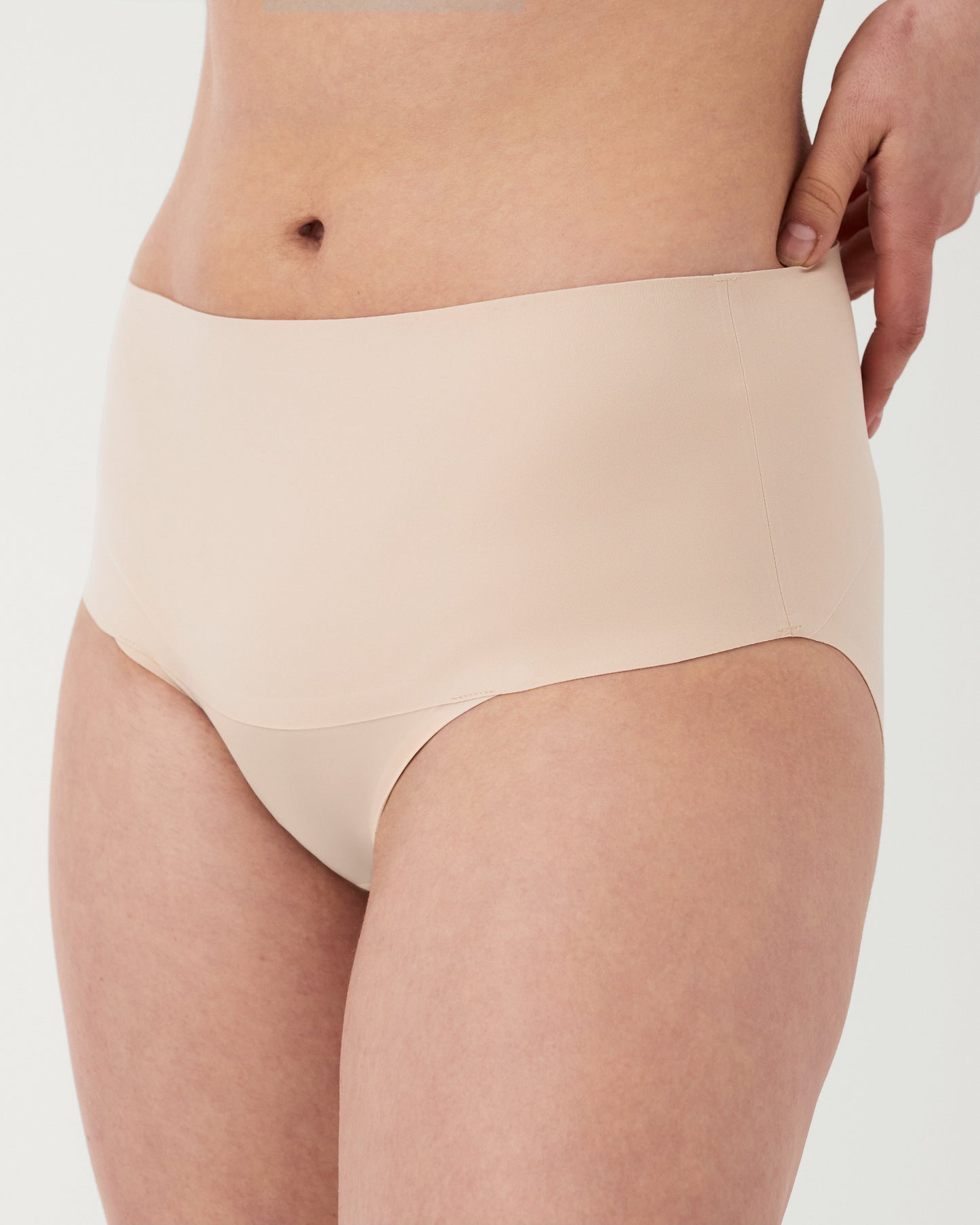 LUKUSAFIsupersmooth™ Undie-tectable® Brief
