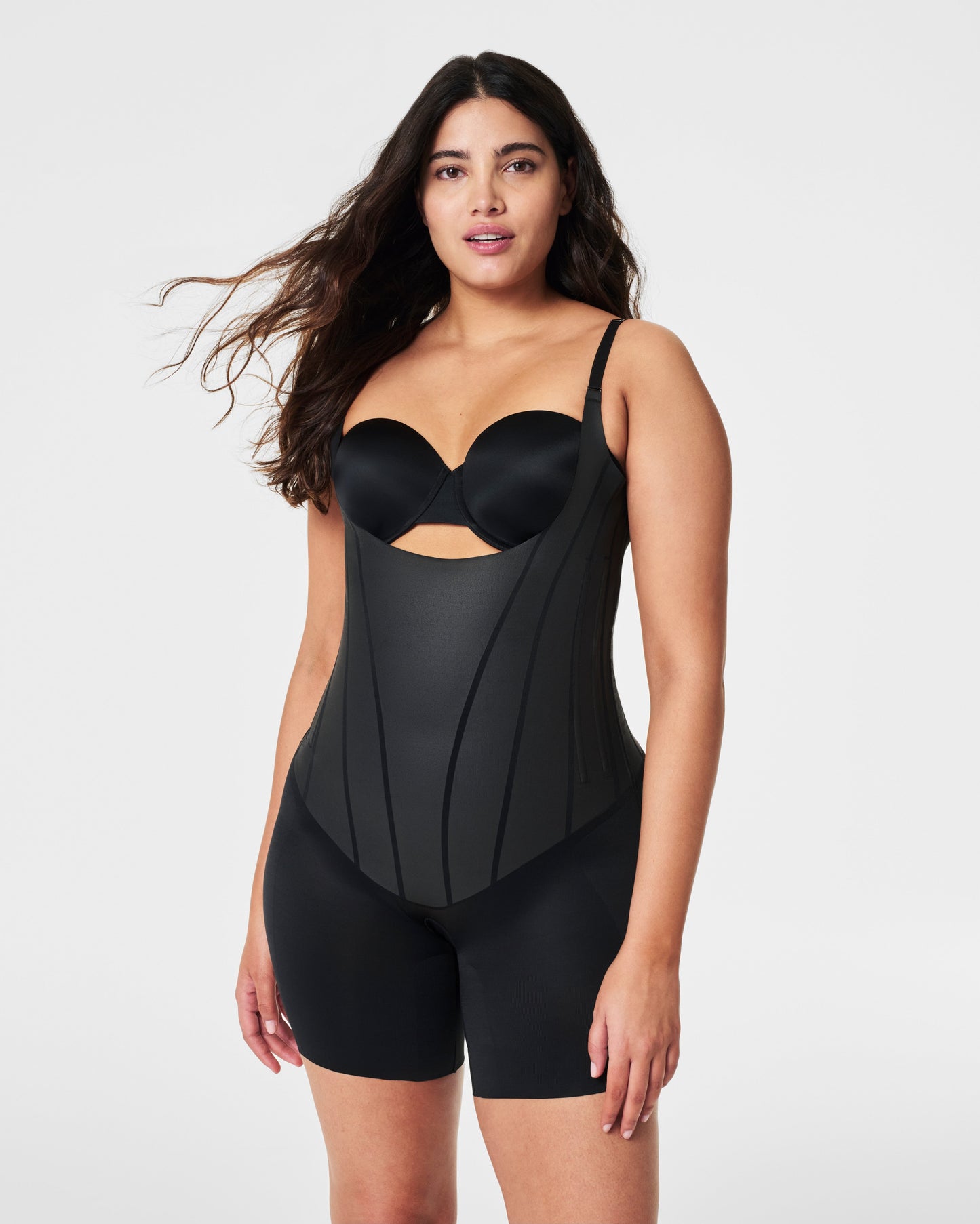 LUKUSAFIsupersculpt™ TotalContour Open-Bust Mid-Thigh Bodysuit