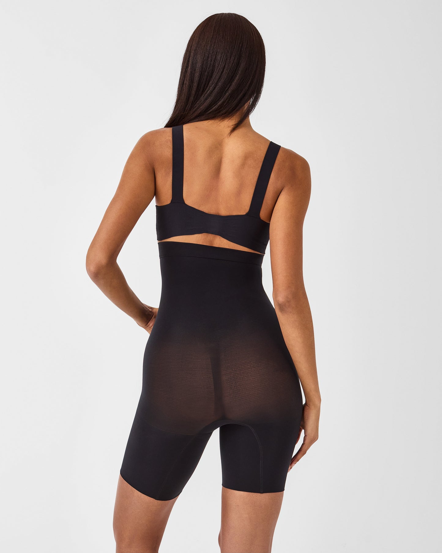 LUKUSAFIsculpt™ Seamless Power High-Waisted Mid-Thigh Short